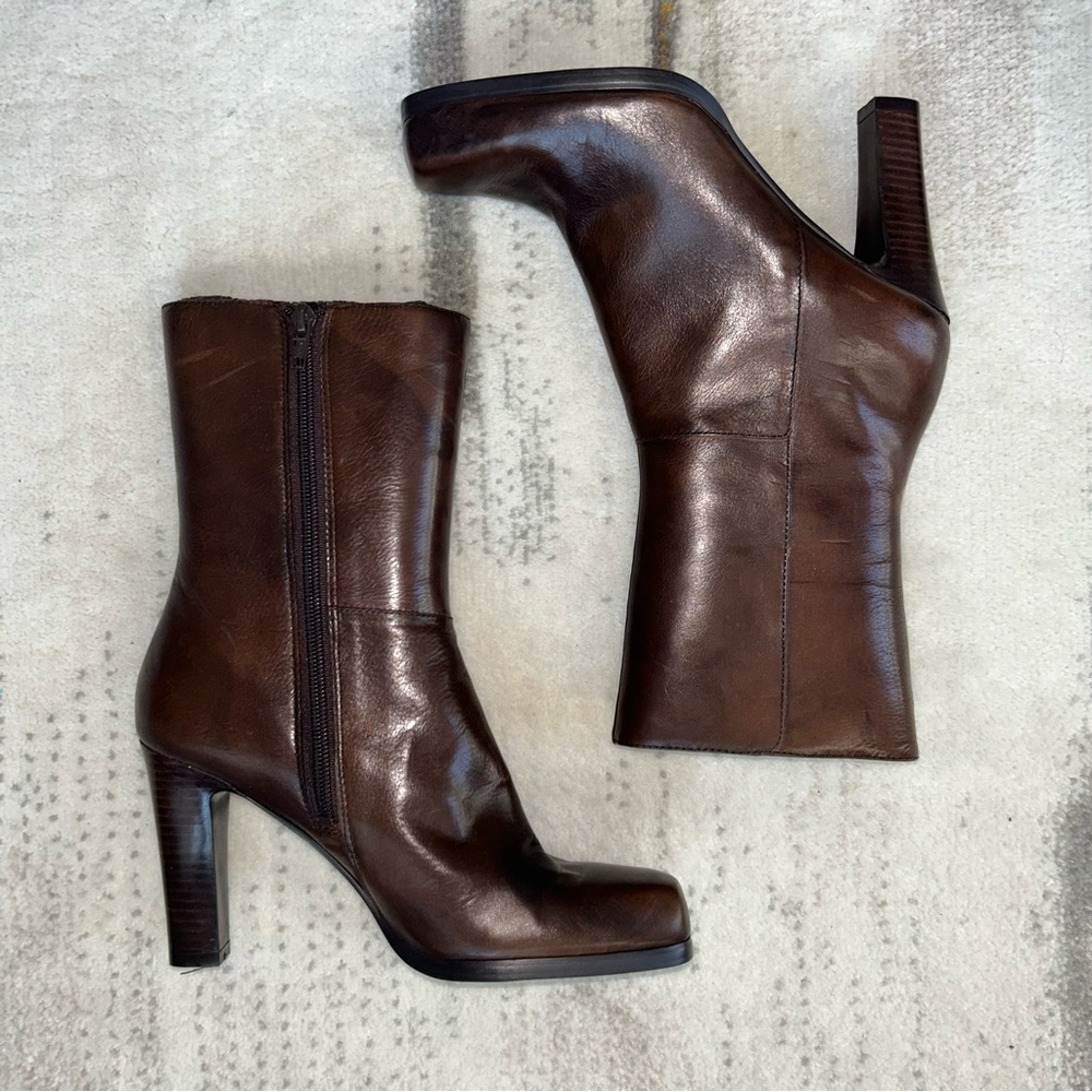 Nine West Brown Heeled Boots with Classic Design